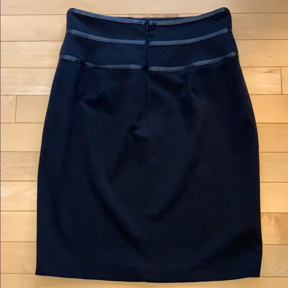 5/50$ Calvin Klein black pencil skirt - Picture 2 of 9